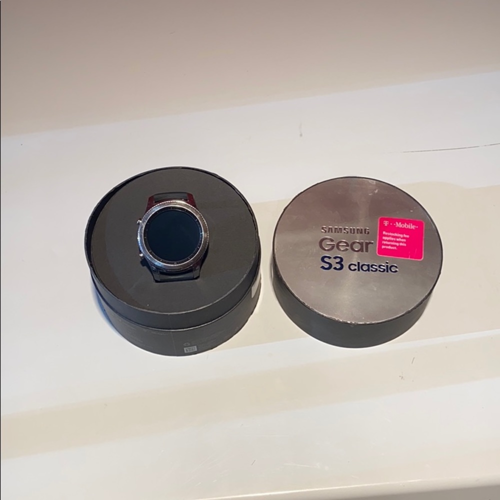 Samsung gear S3 classic watch